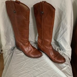 Used Frye boots size 7 1/2 B